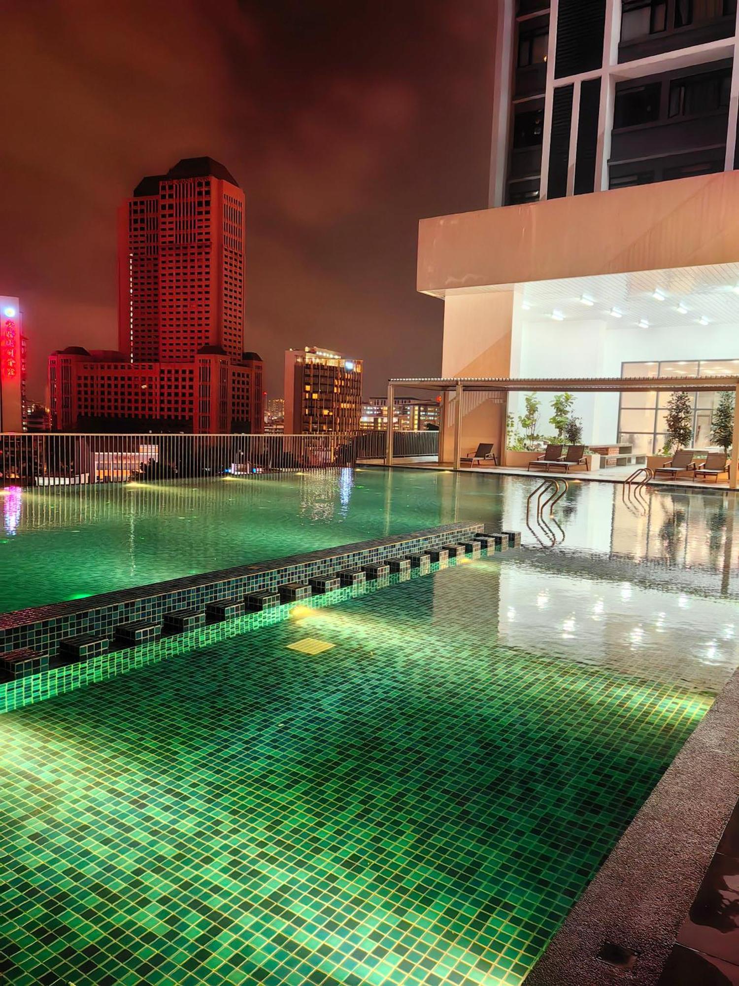 Chamber Kl By Lumina
