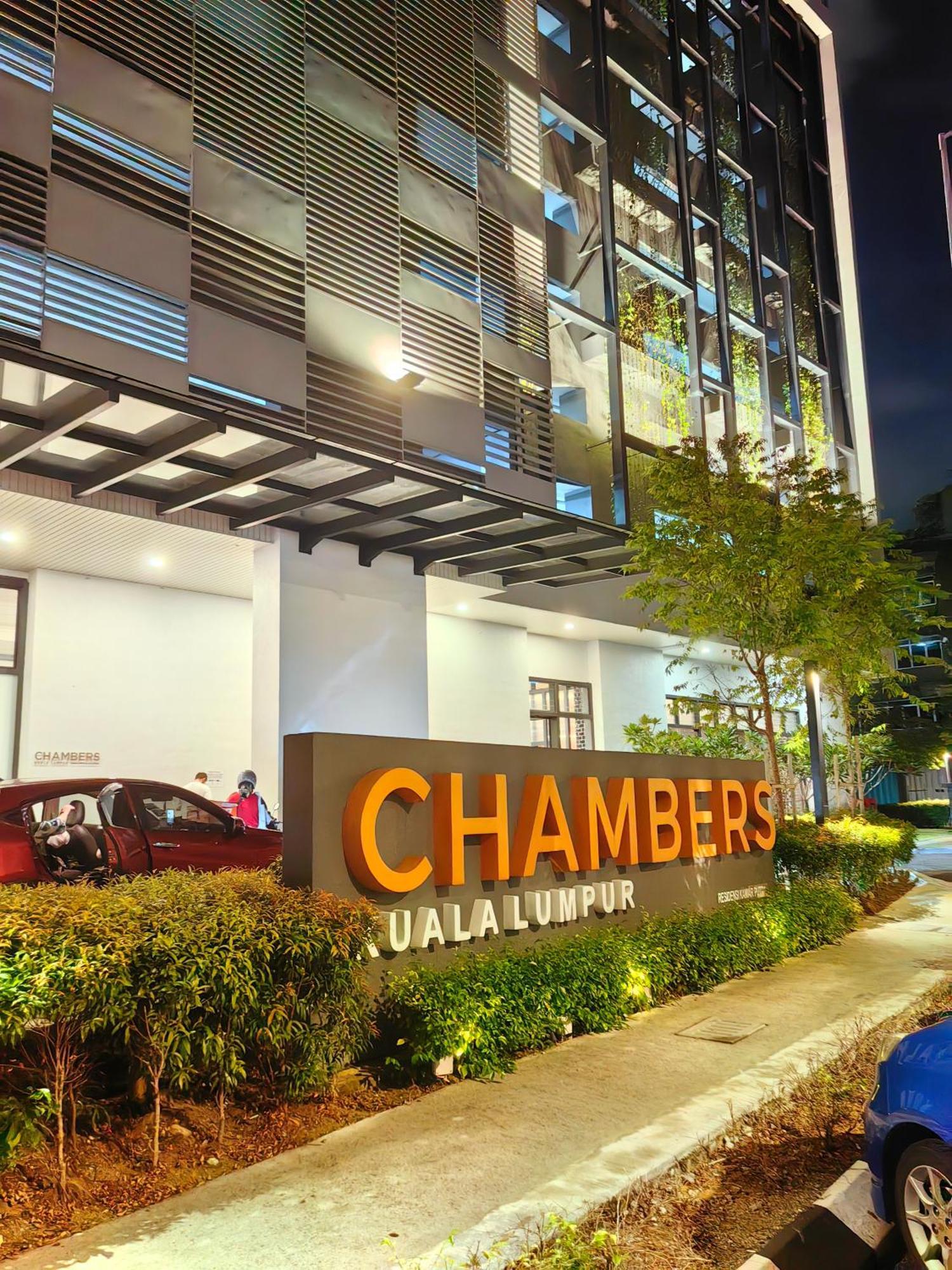 Apartment Chamber Kl By Lumina